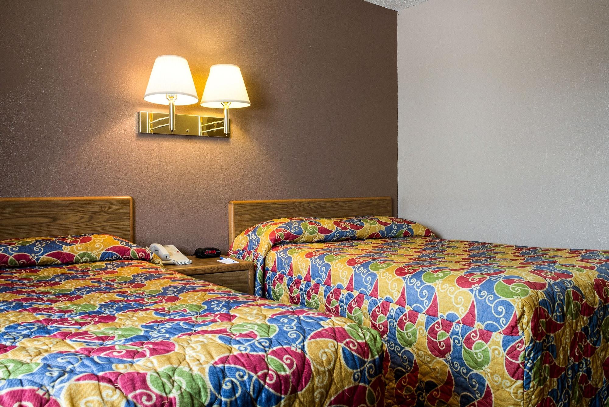 Rodeway Inn Fargo Eksteriør billede