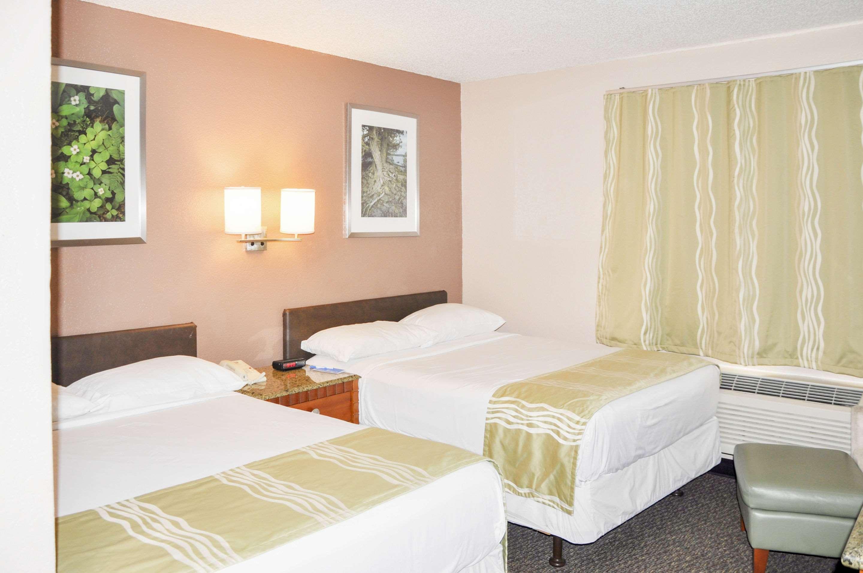 Rodeway Inn Fargo Eksteriør billede