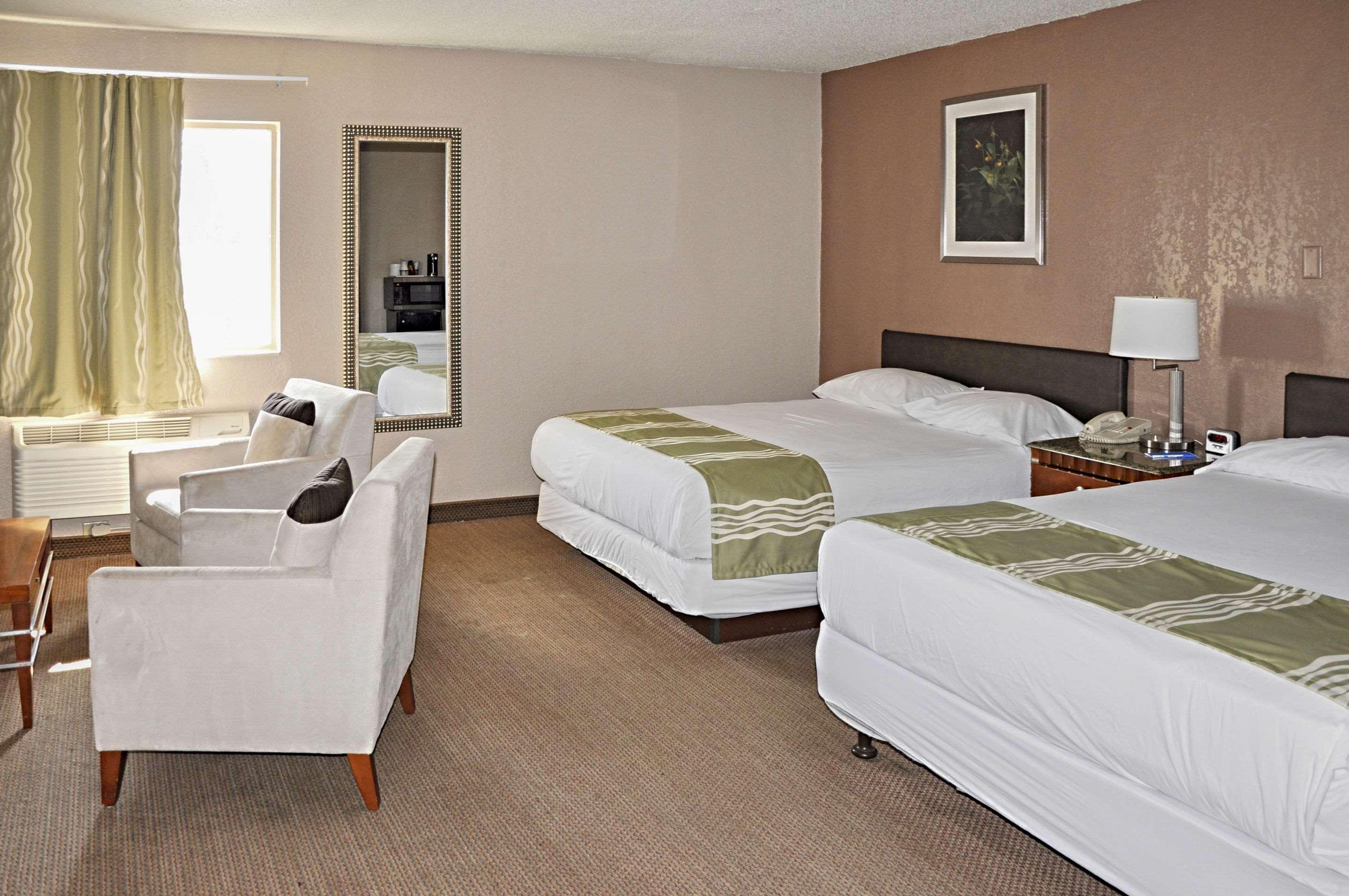 Rodeway Inn Fargo Eksteriør billede